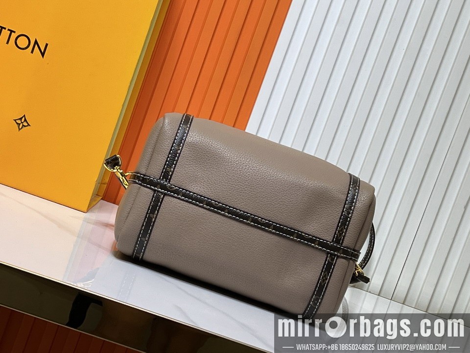 1:1 Replica Louis Vuitton Bags M13667 25x15x18cm ss