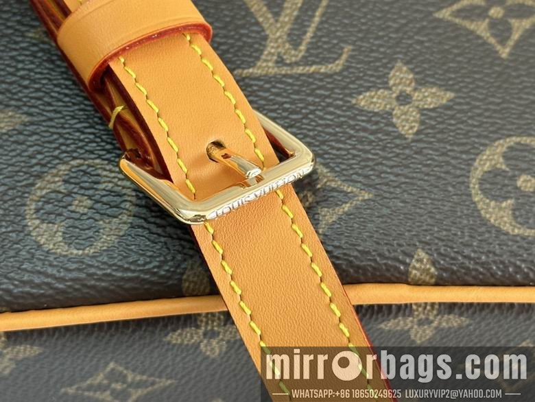 1:1 Replica Louis Vuitton Bags M14058 13X6.5X20cm WP