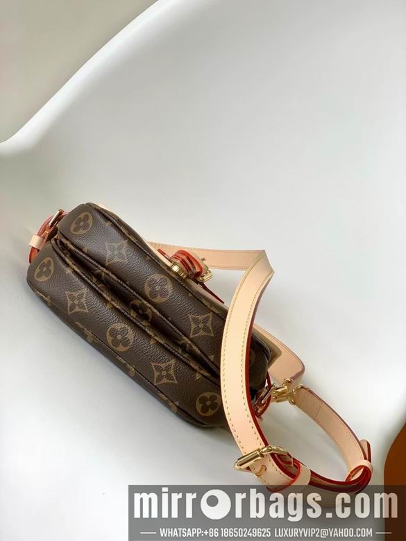 1:1 Replica Louis Vuitton Bags M46740 20X16cm WP