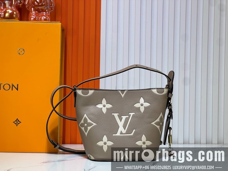 1:1 Replica Louis Vuitton Bags ALL In M12925 16x12x18cm ss