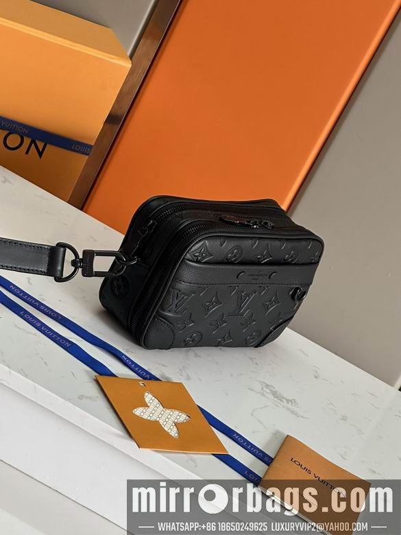 1:1 Replica Louis Vuitton Bags M82544 11X18.5X6.5cm WP