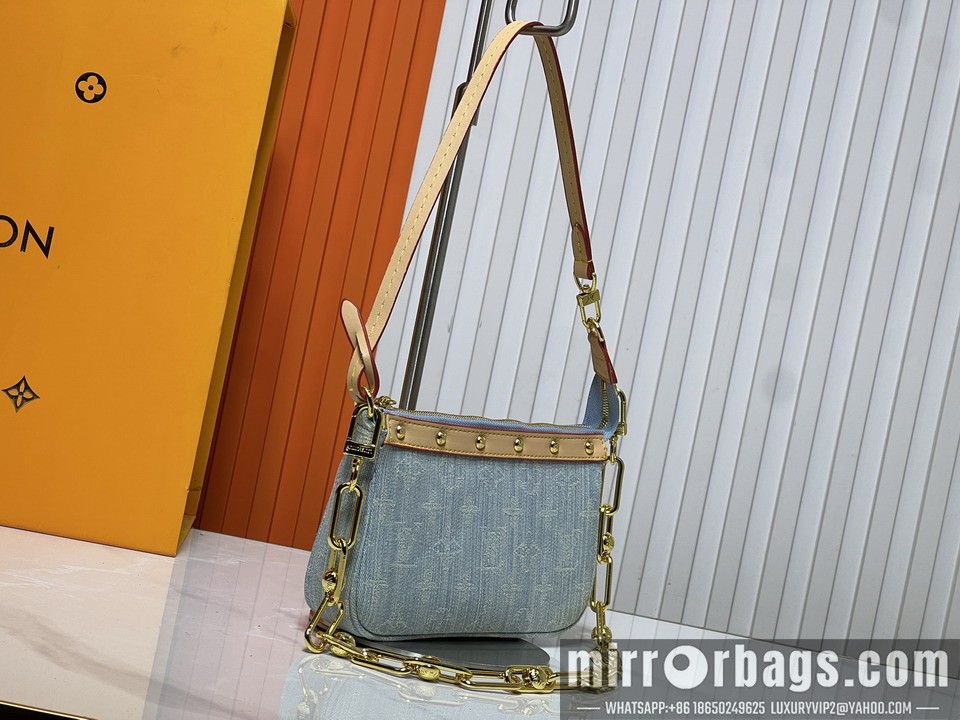 1:1 Replica Louis Vuitton Bags Pochette Acc M13404 22x13x4cm ss4