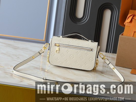 1:1 Replica Louis Vuitton Bags Métis M46279 21.5x13.5x6cm ss10