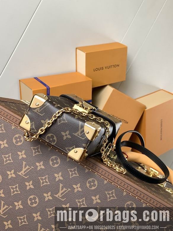 1:1 Replica Louis Vuitton Bags M82465 17.6X6X12.5cm WP