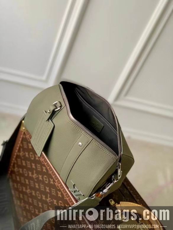 1:1 Replica Louis Vuitton Bags M21437 27X17X13cm WP