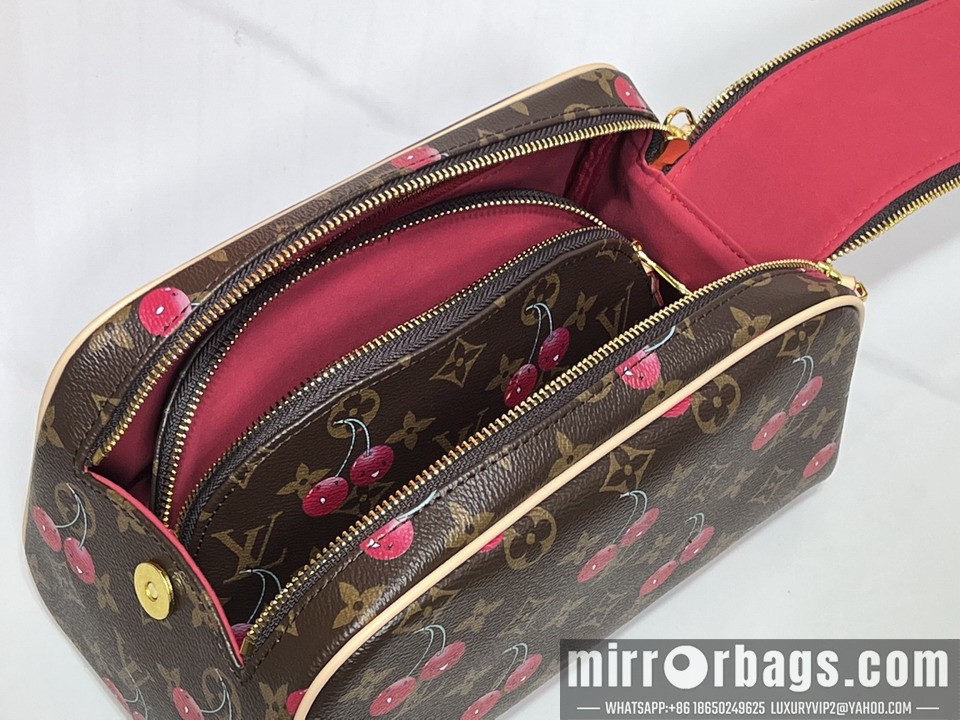 1:1 Replica Louis Vuitton Bags Dopp Kit M47528 28x15x16.5cm ss1