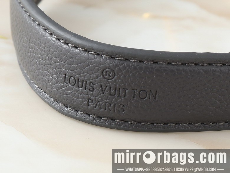 1:1 Replica Louis Vuitton Bags Sevres M12174 25x13x5cm ss