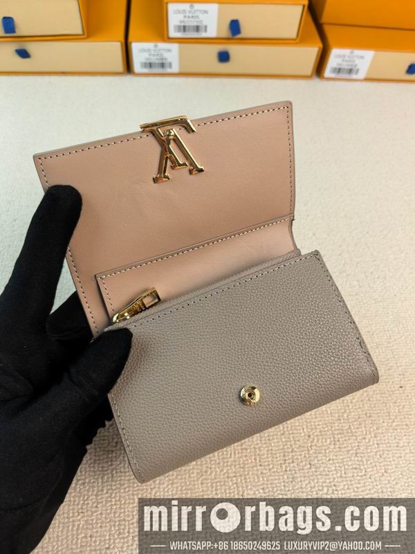 1:1 Replica Louis Vuitton Bags M62157 13.5x9.5x1.5cm ZC 6色