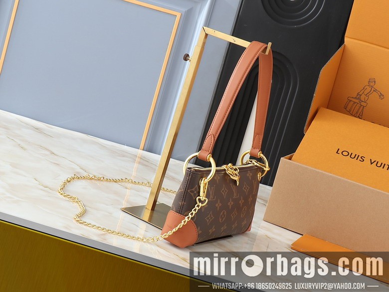 1:1 Replica Louis Vuitton Bags Sevres M12174 25x13x5cm ss7