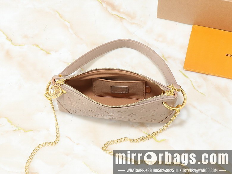 1:1 Replica Louis Vuitton Bags Sevres M12174 25x13x5cm ss3