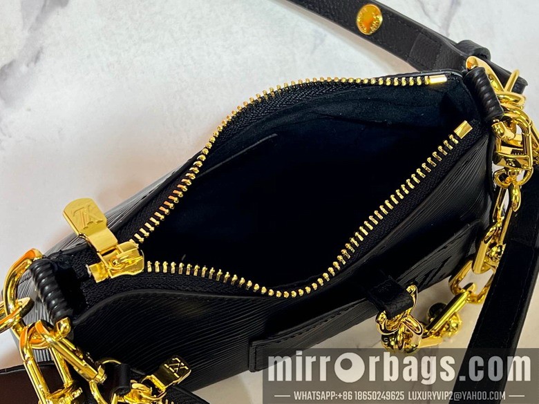 1:1 Replica Louis Vuitton Bags Marellini M13099 19x13.5x6.5cm ss