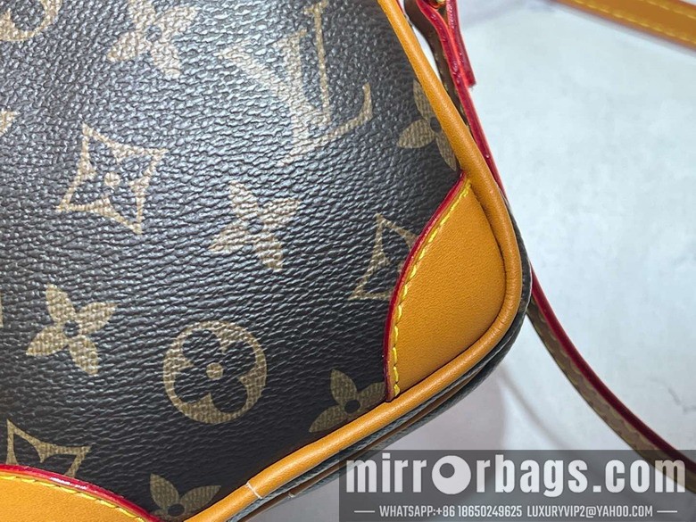 1:1 Replica Louis Vuitton Bags M14014 20x8x13.5cm ss