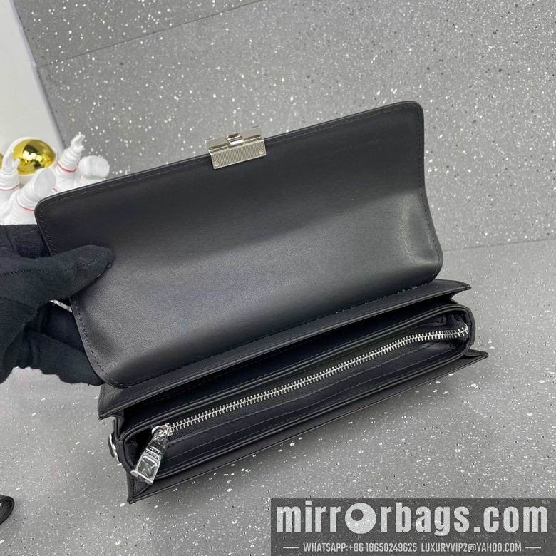 1:1 Replica Louis Vuitton Bags 028-4 26X17X6cm WP
