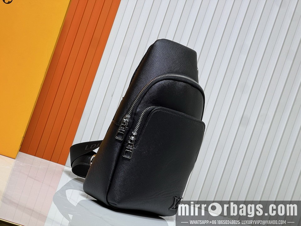 1:1 Replica Louis Vuitton Bags M46344 30x17x5cm ss1