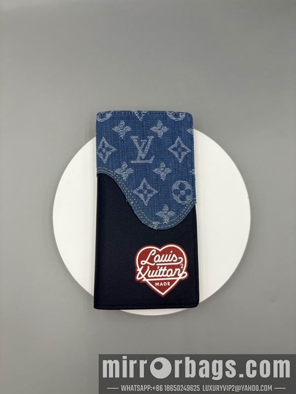 1:1 Replica Louis Vuitton Bags M62665 11x8.5x2cm ZC 2色
