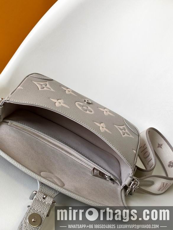 1:1 Replica Louis Vuitton Bags M14214 23X16X8.5cm WP