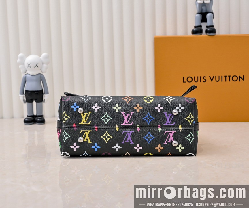 1:1 Replica Louis Vuitton Bags M13014 26x17x10cm ss1