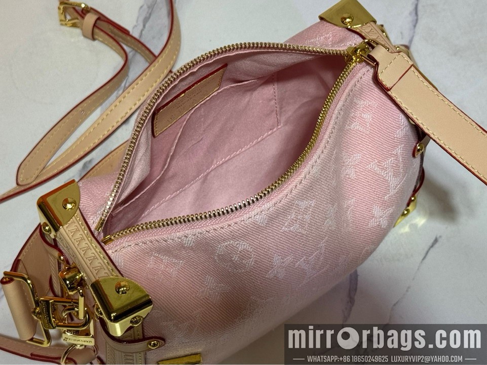 1:1 Replica Louis Vuitton Bags Side trunk M46358 21x14x6cm ss1.