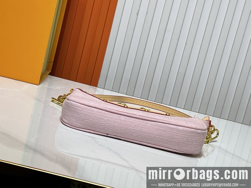 1:1 Replica Louis Vuitton Bags Pochette Acc M13404 22x13x4cm ss5