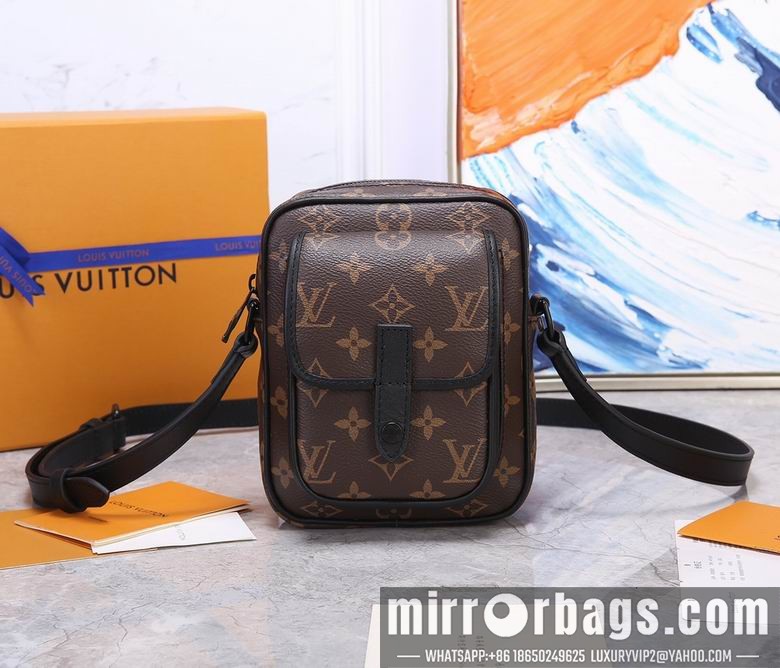 1:1 Replica Louis Vuitton Bags M69404 15X17X8cm WP