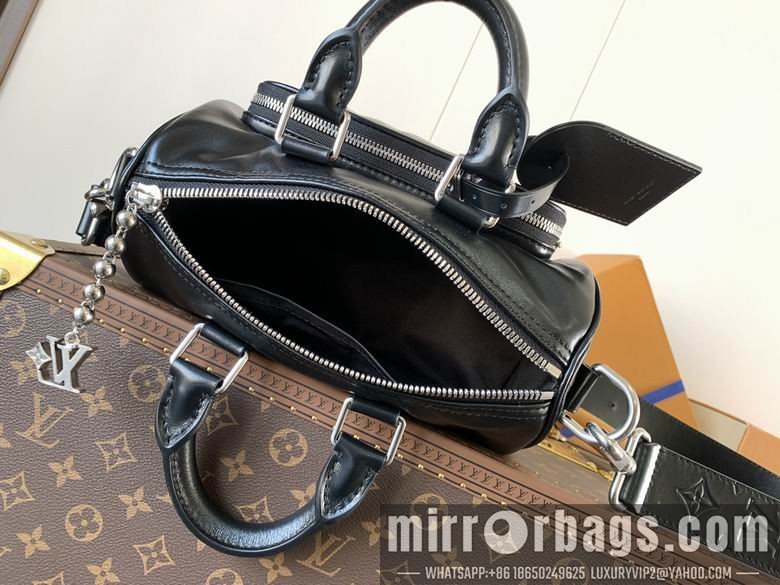 1:1 Replica Louis Vuitton Bags M13988 15X11X25cm WP