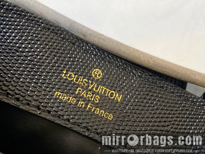 1:1 Replica Louis Vuitton Bags Cap M99527 21x14x8cm ss