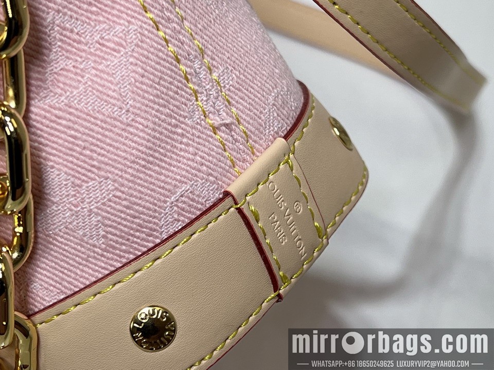 1:1 Replica Louis Vuitton Bags M83043 18x20cm ss1