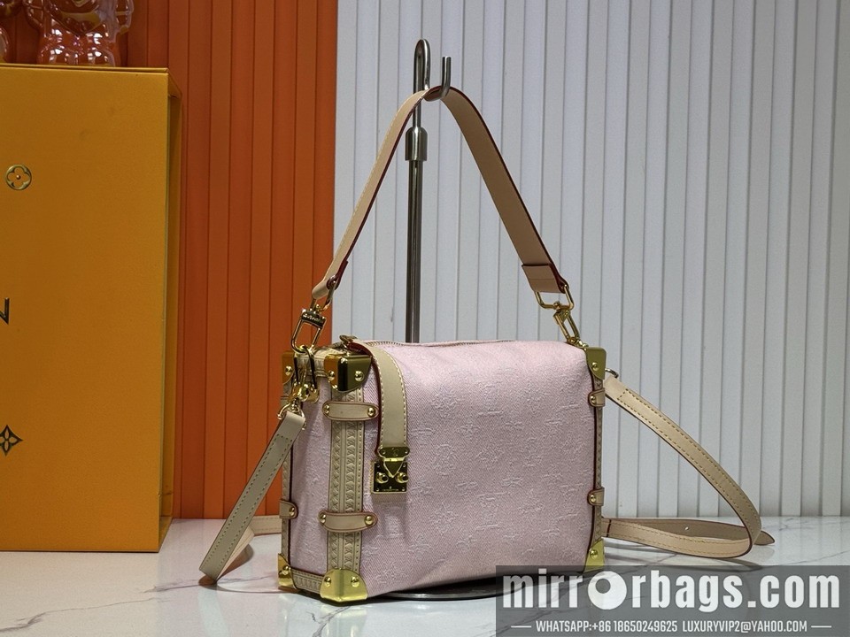 1:1 Replica Louis Vuitton Bags Side trunk M46358 21x14x6cm ss1.