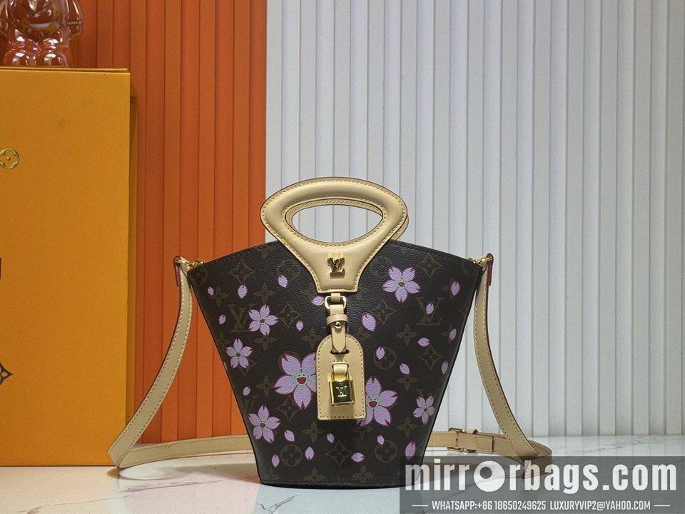 1:1 Replica Louis Vuitton Bags Rivage M14680 12x18x7cm ss