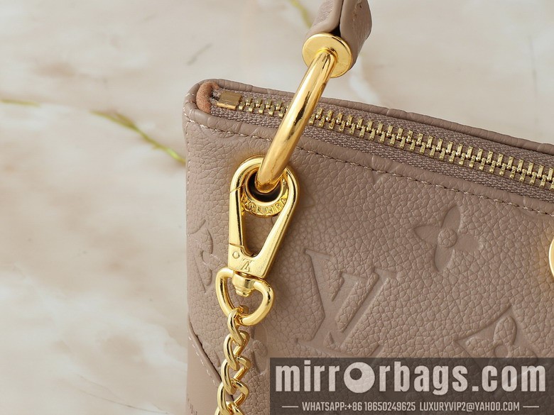 1:1 Replica Louis Vuitton Bags Sevres M12174 25x13x5cm ss3