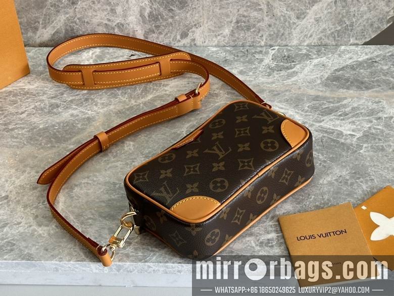 1:1 Replica Louis Vuitton Bags M14058 13X6.5X20cm WP