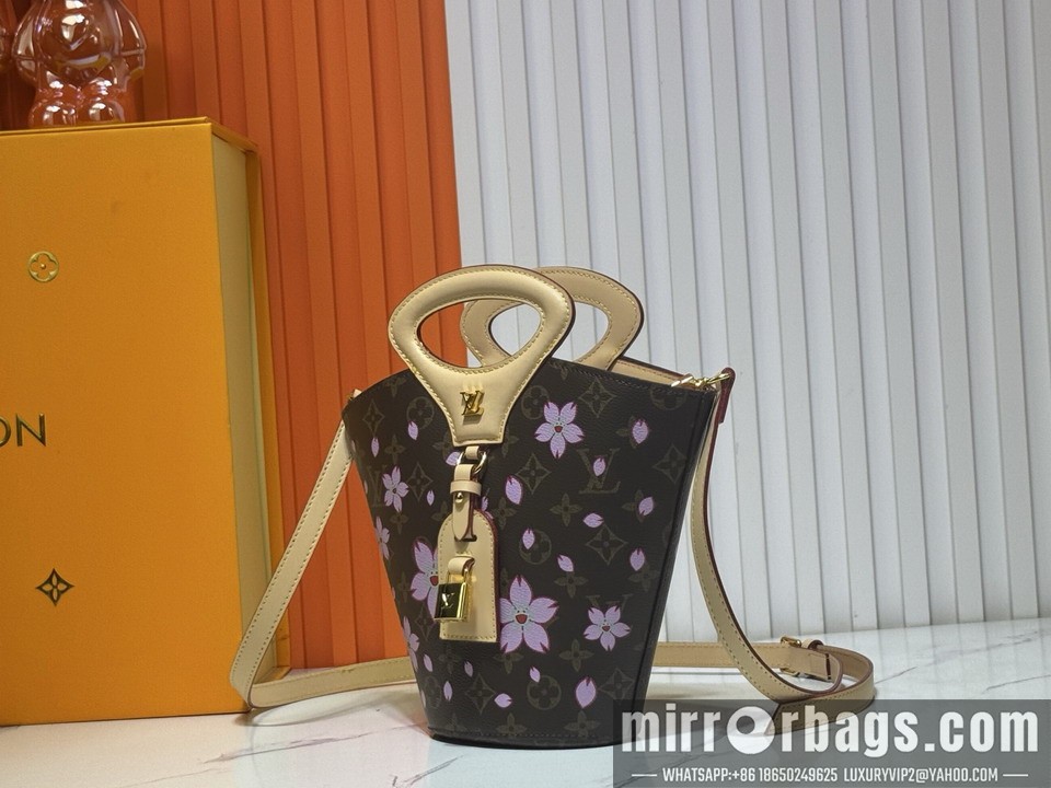 1:1 Replica Louis Vuitton Bags Rivage M14680 12x18x7cm ss