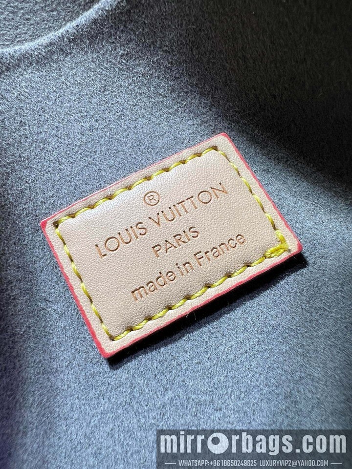 1:1 Replica Louis Vuitton Bags Side trunk M46358 21x14x6cm ss2.