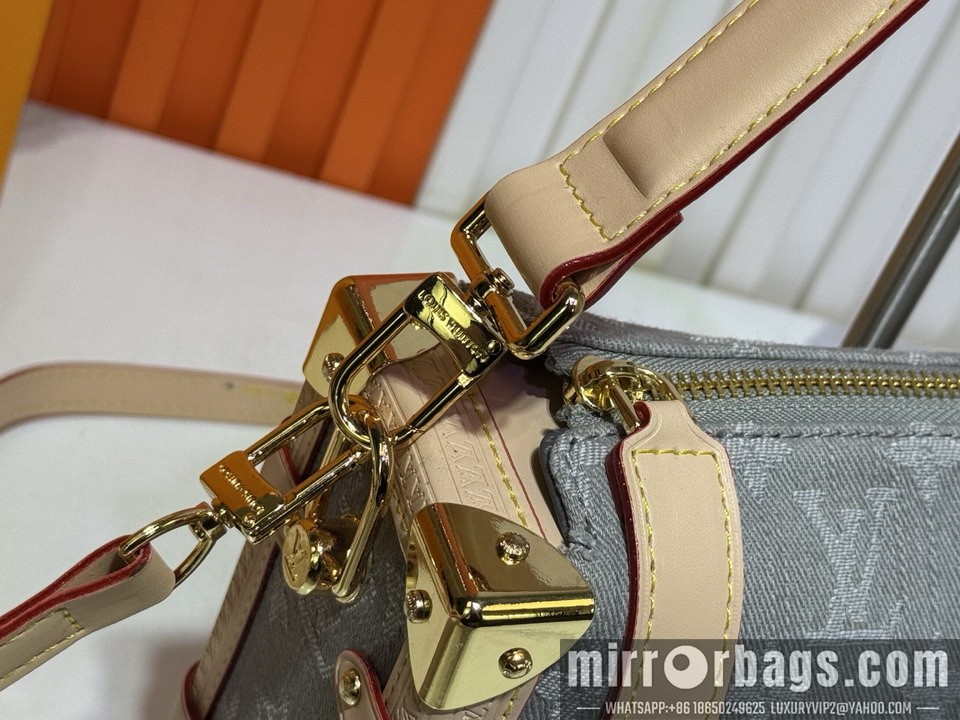 1:1 Replica Louis Vuitton Bags Side trunk M46358 21x14x6cm ss2.