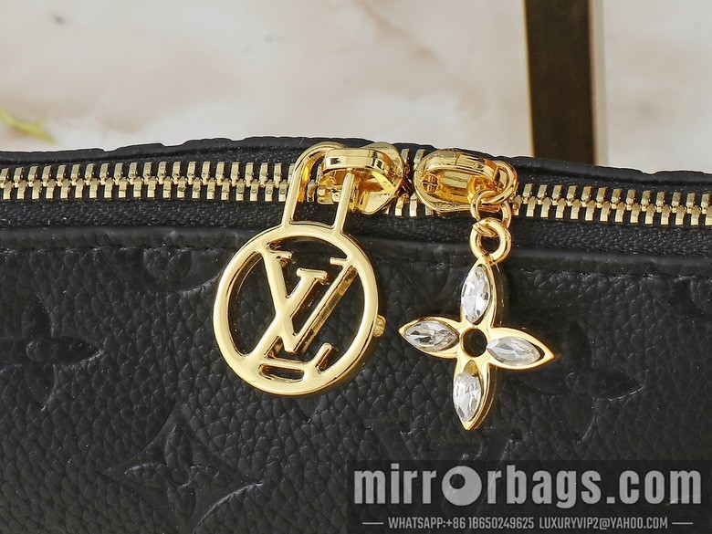 1:1 Replica Louis Vuitton Bags Sevres M12174 25x13x5cm ss2