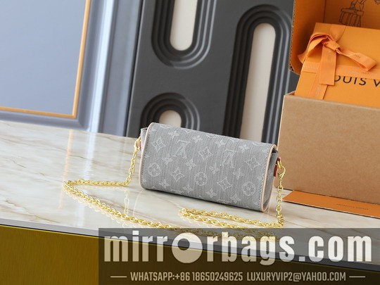 1:1 Replica Louis Vuitton Bags Camille M13566 20.5x11x6cm ss1