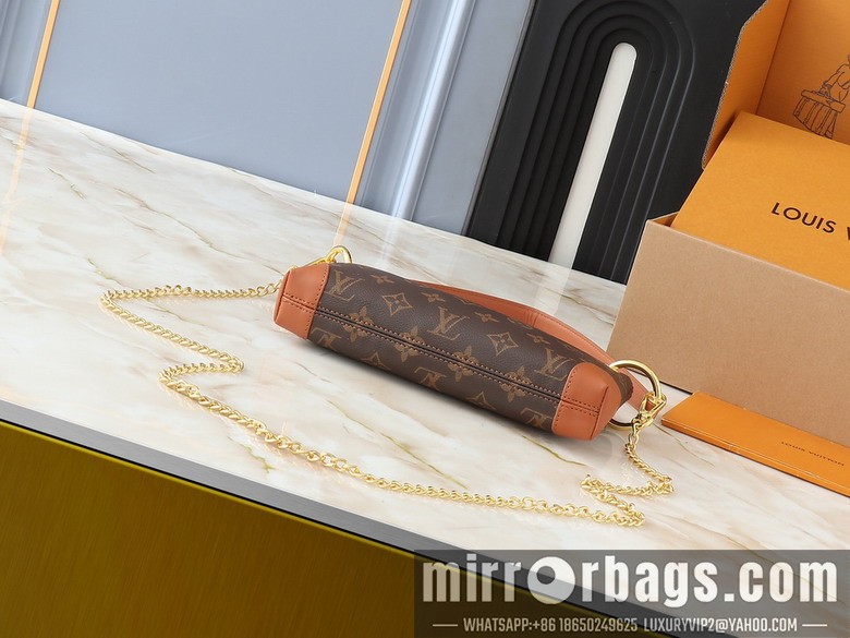 1:1 Replica Louis Vuitton Bags Sevres M12174 25x13x5cm ss7