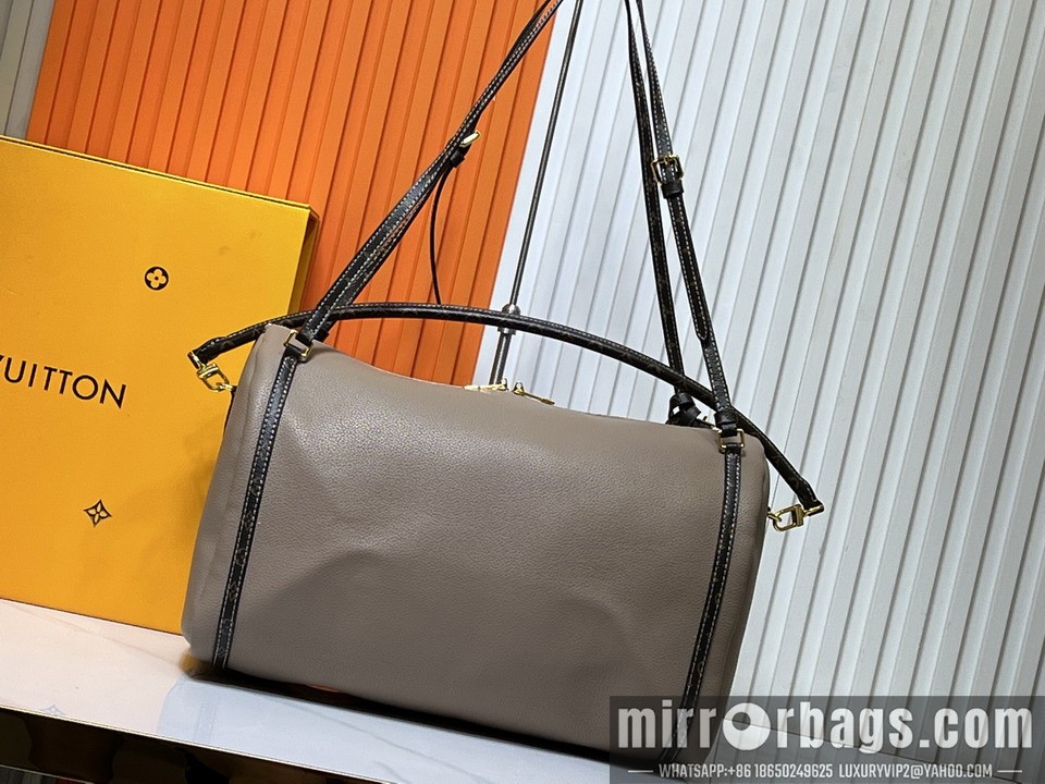 1:1 Replica Louis Vuitton Bags M13668 40x20x25cm ss