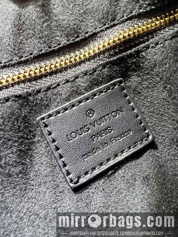 1:1 Replica Louis Vuitton Bags M13014 26x17x10cm ss1
