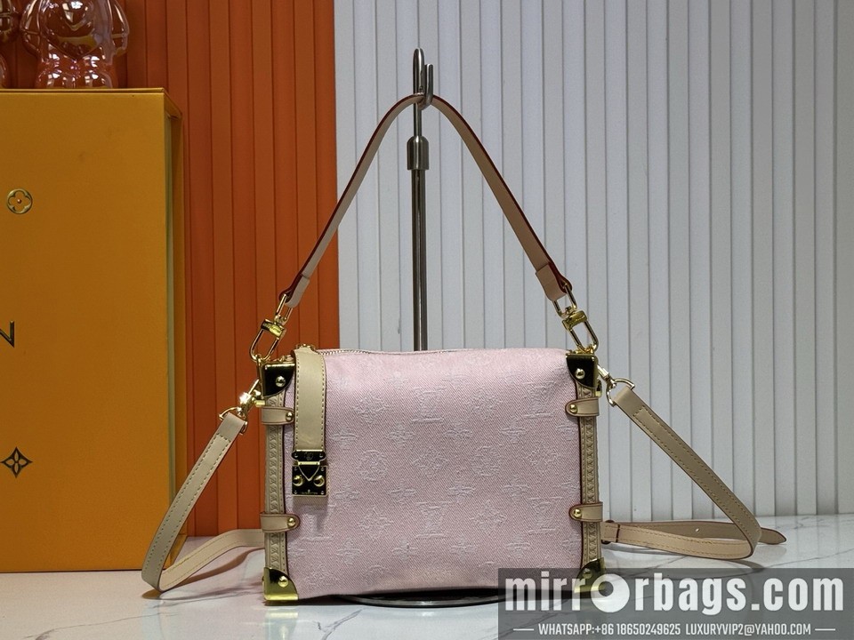 1:1 Replica Louis Vuitton Bags Side trunk M46358 21x14x6cm ss1.