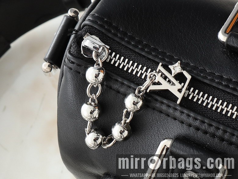 1:1 Replica Louis Vuitton Bags Keepall M13988 25x15x11cm ss