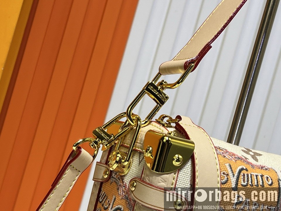 1:1 Replica Louis Vuitton Bags Side Trunk M12428 21x14x6cm ss1
