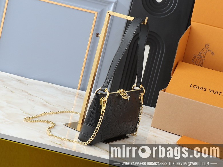 1:1 Replica Louis Vuitton Bags Sevres M12174 25x13x5cm ss2