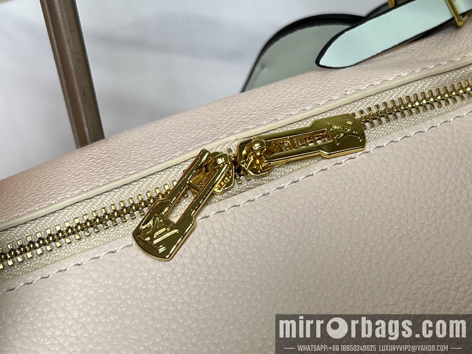 1:1 Replica Louis Vuitton Bags M13667 25x15x18cm ss3