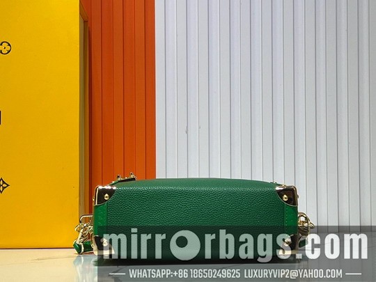 1:1 Replica Louis Vuitton Bags Side Trunk M12428 21x14x6cm ss