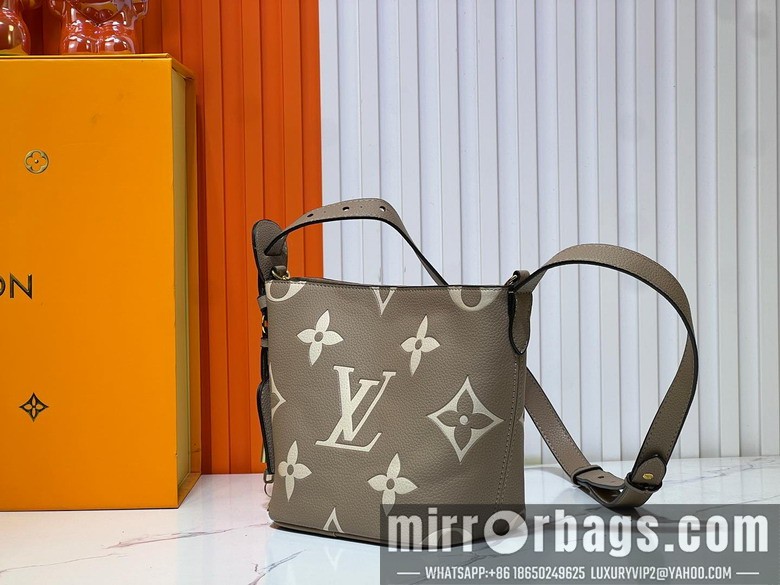 1:1 Replica Louis Vuitton Bags ALL In M12925 16x12x18cm ss