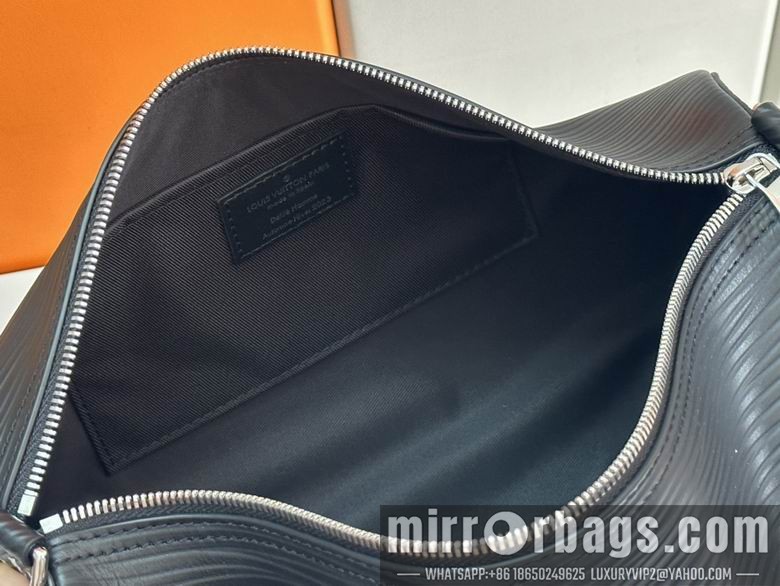 1:1 Replica Louis Vuitton Bags m23092 33X17X17cm WP