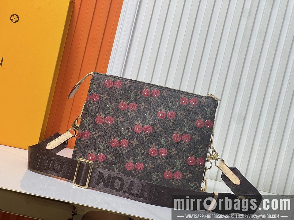 1:1 Replica Louis Vuitton Bags Coussin M57790 26x20x12cm ss2