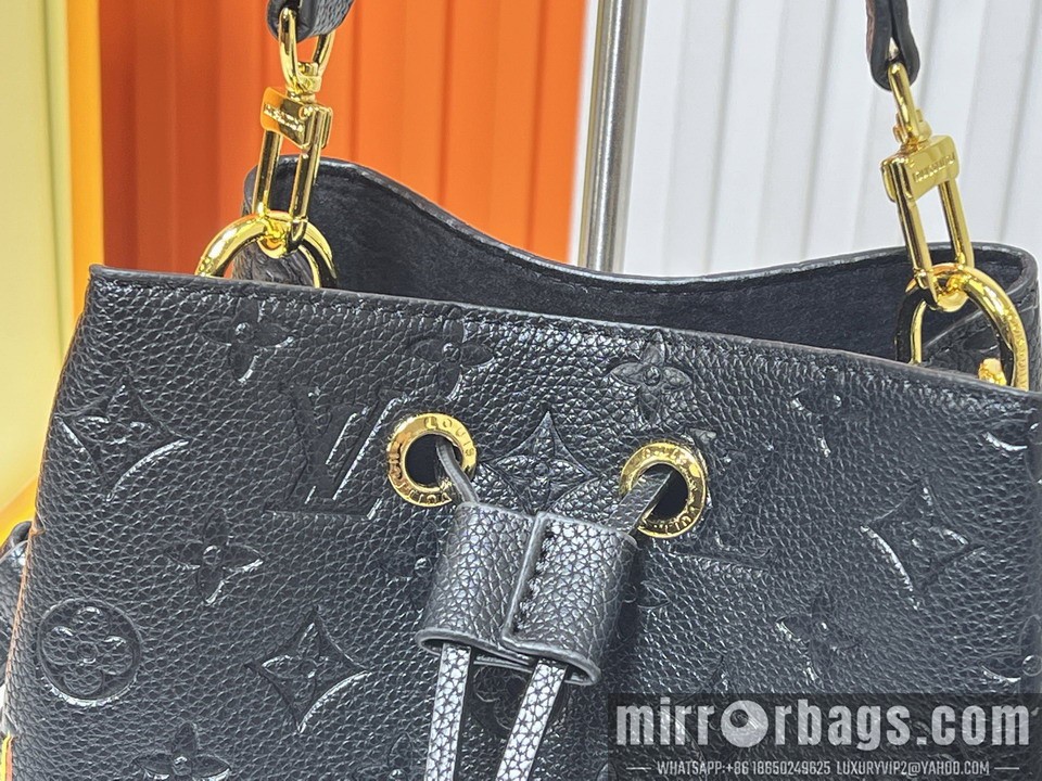 1:1 Replica Louis Vuitton Bags Noe M13676 20x20x13cm ss