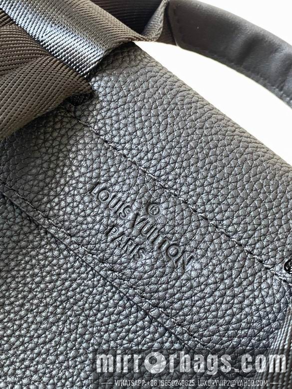 1:1 Replica Louis Vuitton Bags M21367 30X40X13cm WP